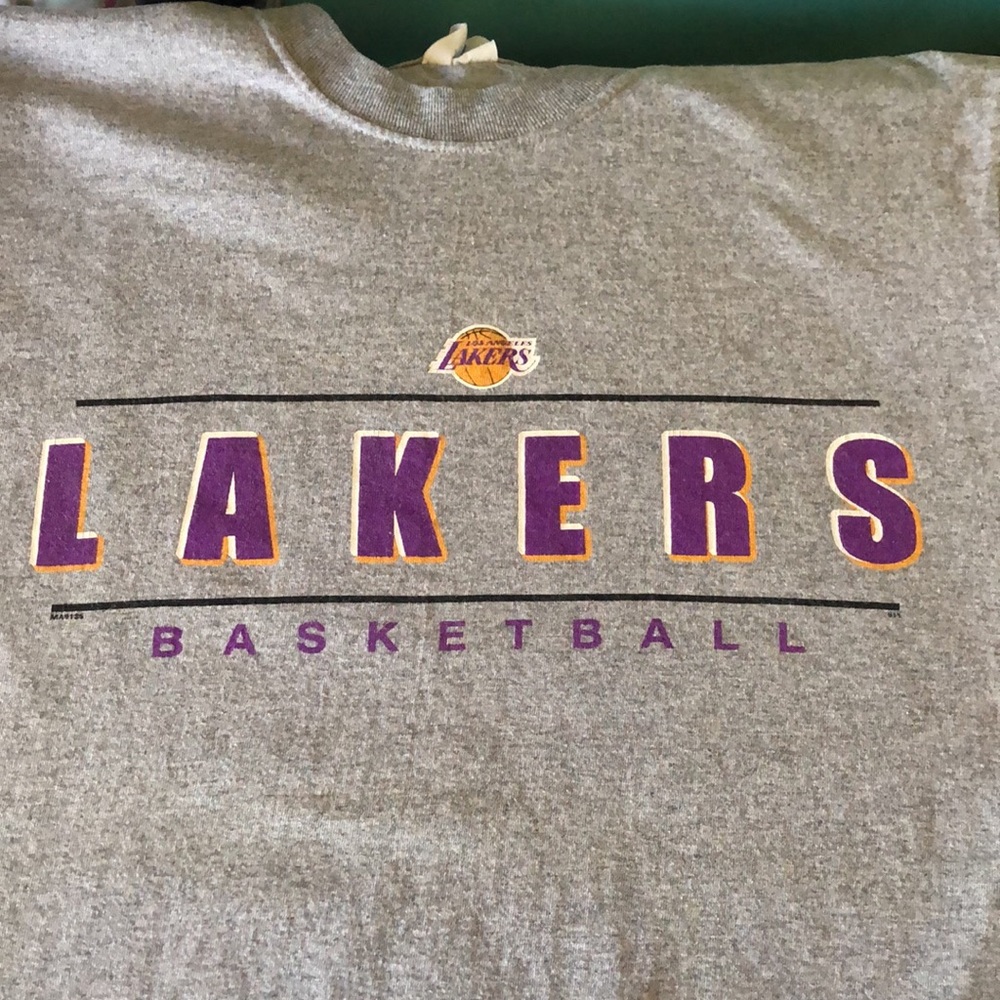 Vintage Lakers Basketball T-Shirt